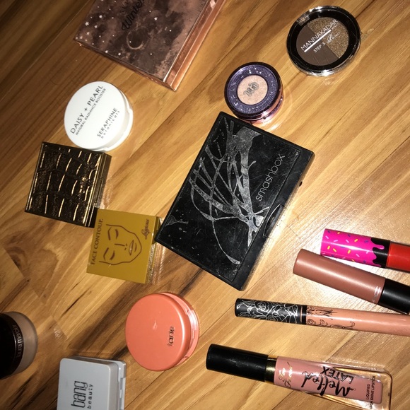 makeup bundle - Picture 3 of 7